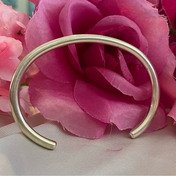 Silpada Rare Sterling Silver Slim Cuff Bracelet B0390 - Picture 4 of 16